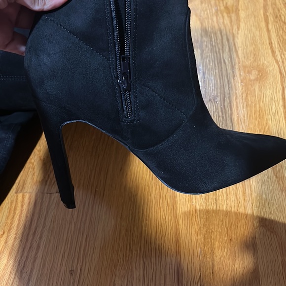 New in box fashion nova KNEE high boots! - Picture 4 of 7